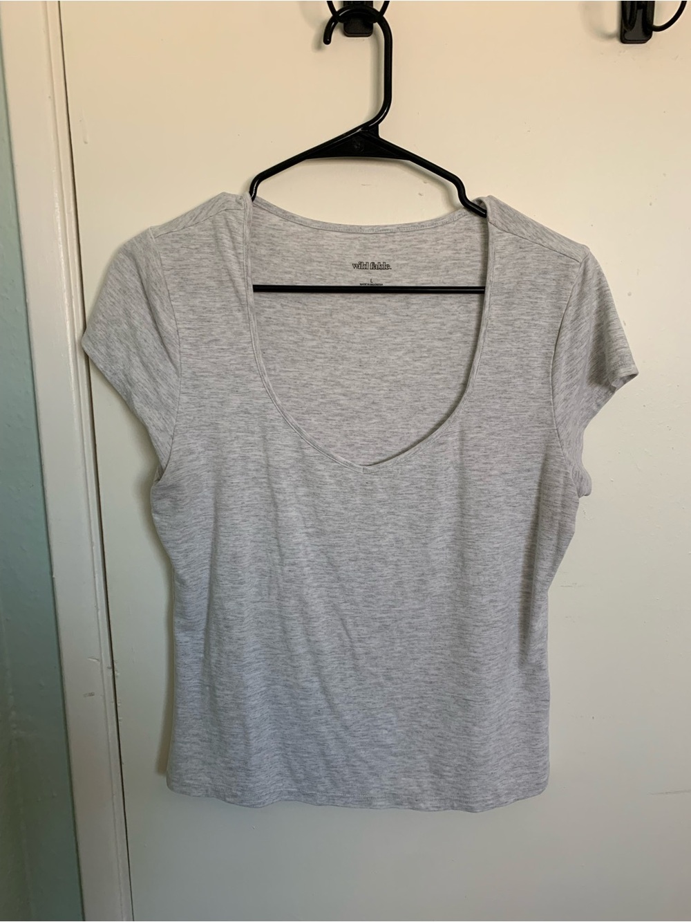 Wild Fable gray tee